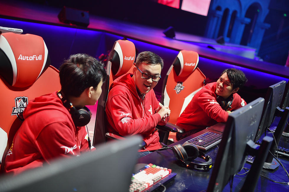 中国队轻取法国队,李梓嘉扛起全队 中国队轻取法国队,李梓嘉扛起全队