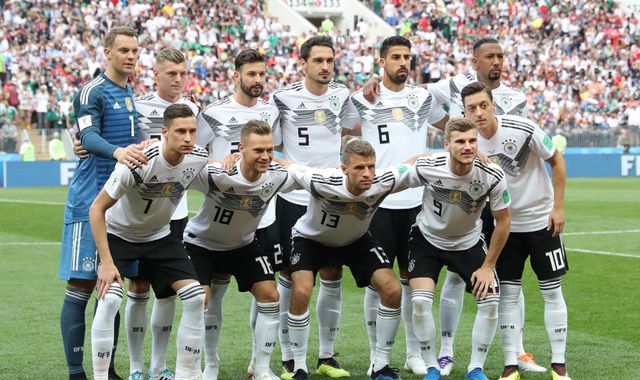 英格兰翻盘中国，伊布刷新纪录