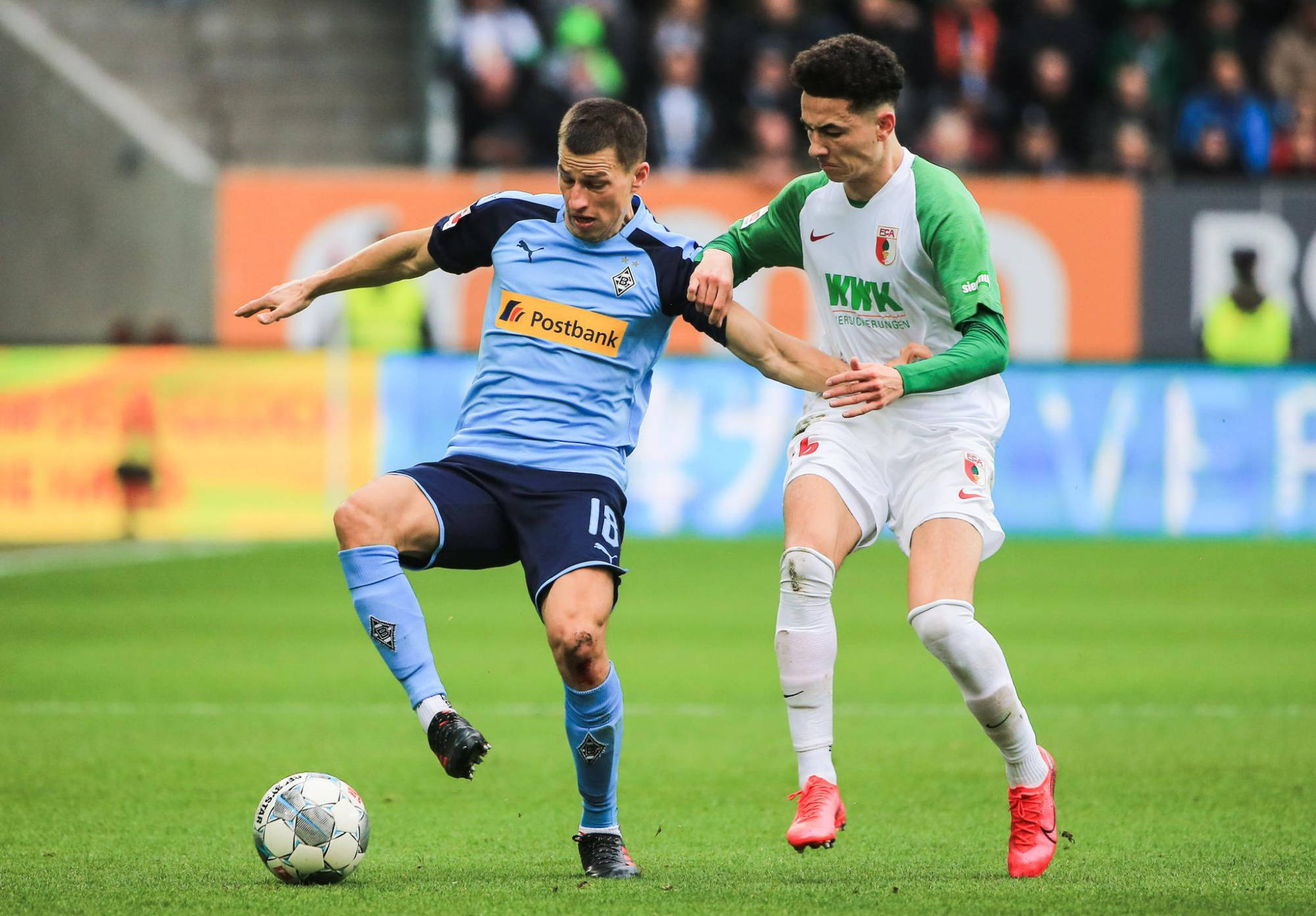 沙尔克04再次负于门兴格拉德巴赫