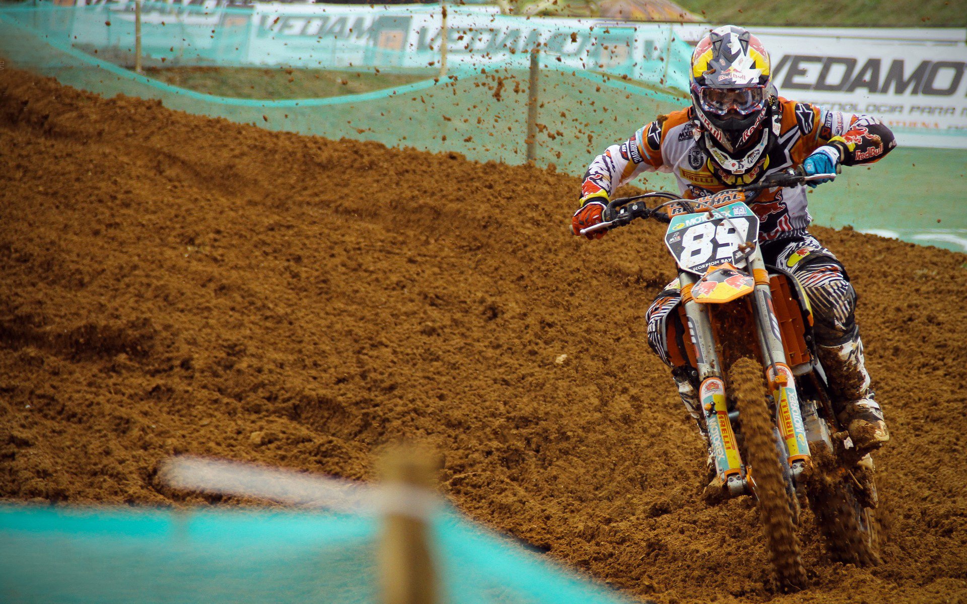 平行宇宙的胜利，快船逆转灰熊与赵继伟带队取胜的双重叙事