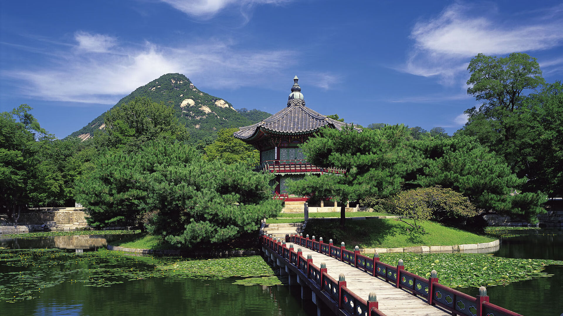 跨越太平洋的孤胆英雄，詹姆斯爆发助步行者绝境逆转深圳队