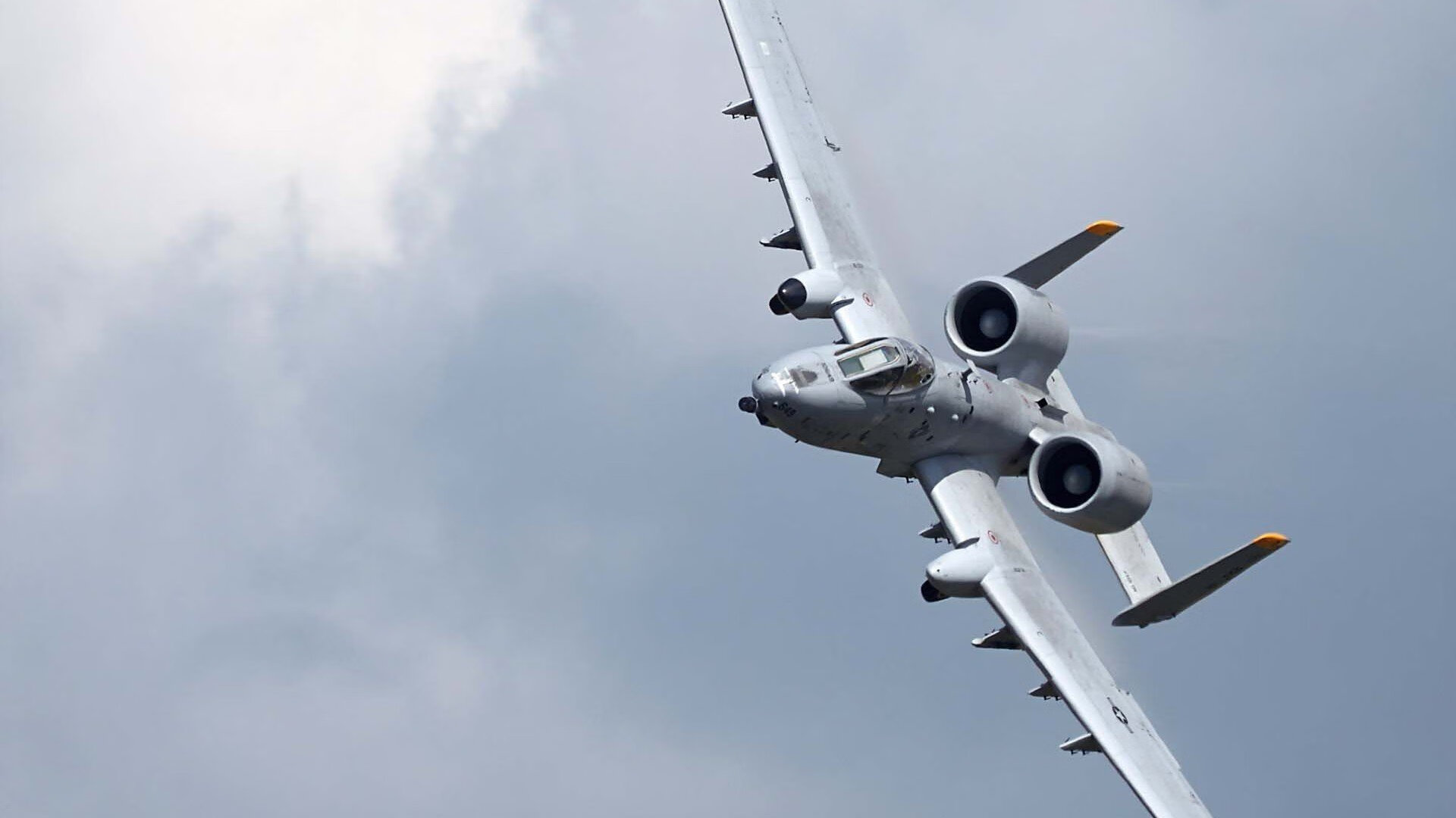 欧冠之夜的寒光，当米切尔化身角斗士