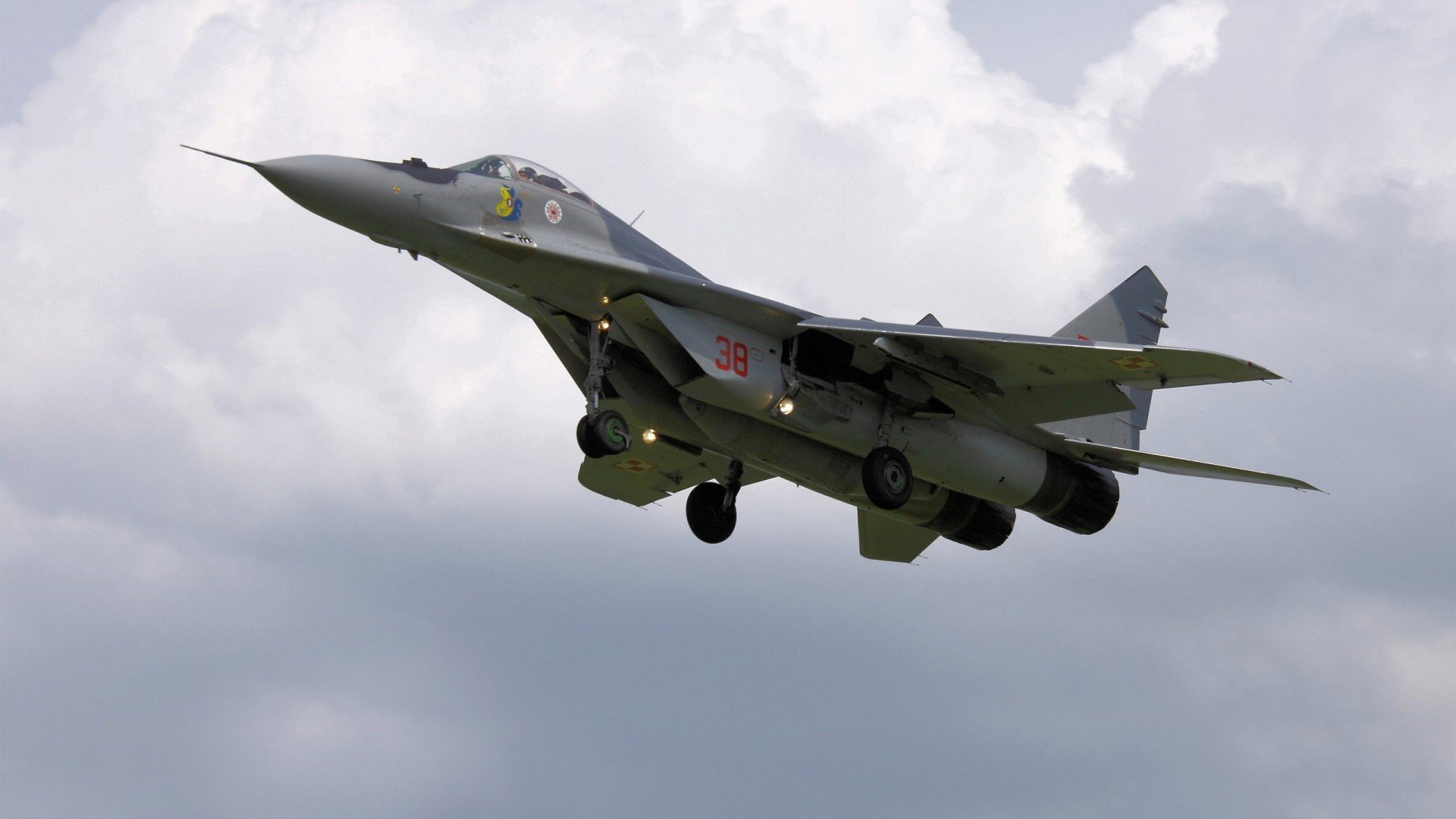 当南美铁血遇见英超魔术，足球唯一性的双重奏